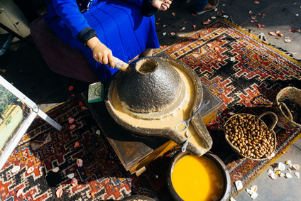 Traditionelle Herstellung Arganöl